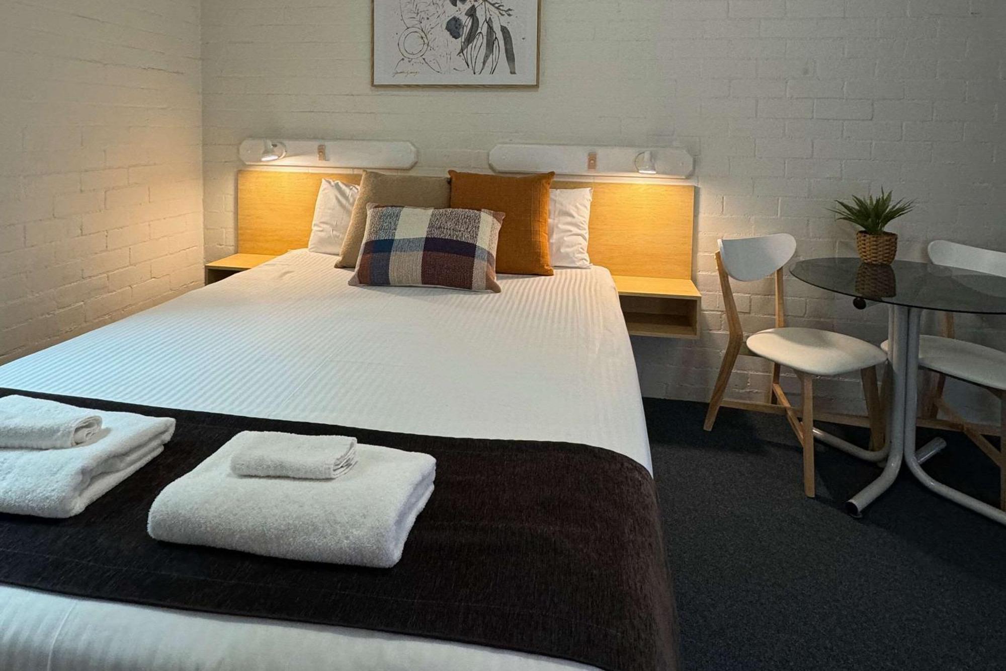 Econo Lodge Gateway Tamworth Exteriör bild