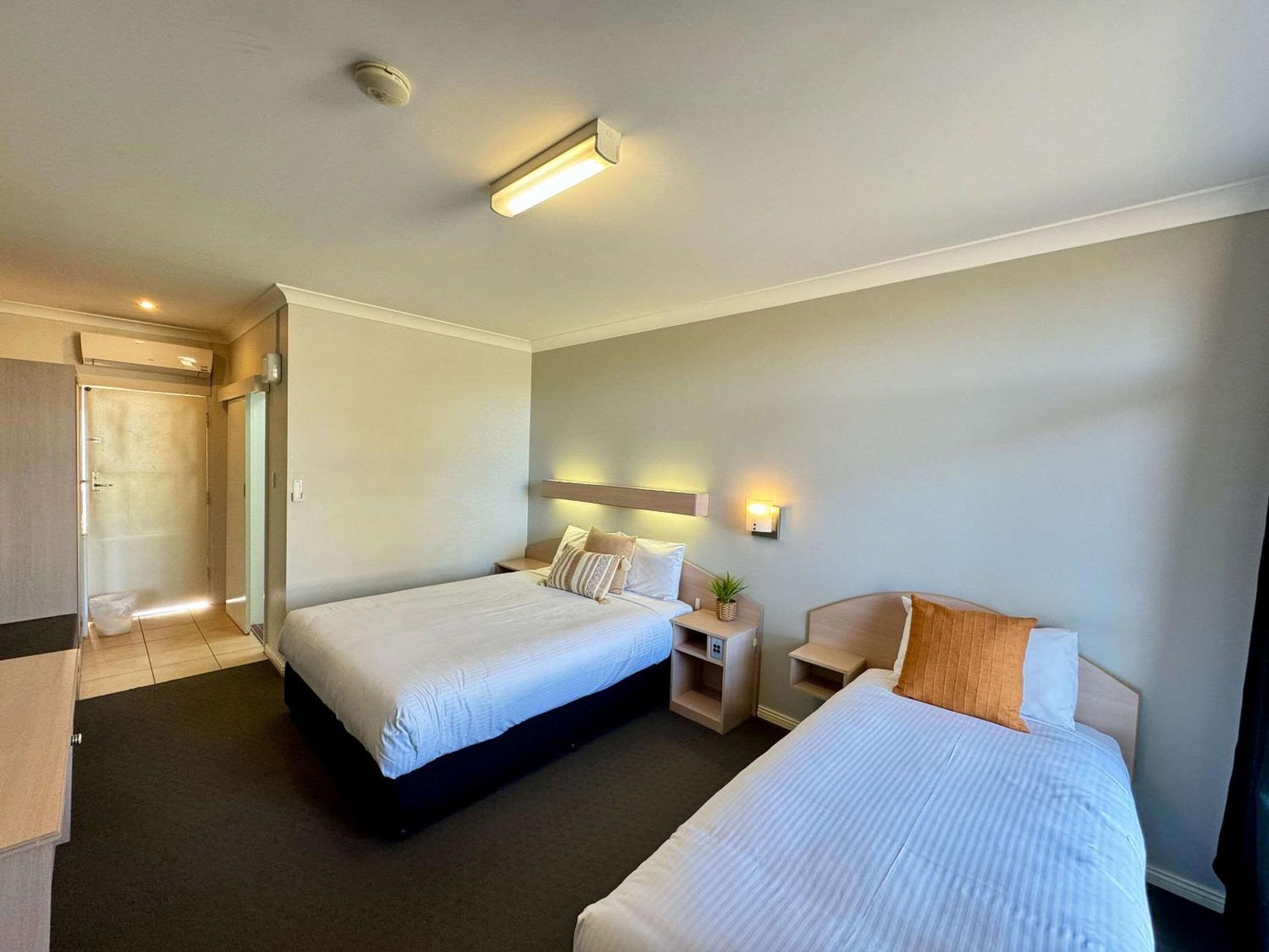 Econo Lodge Gateway Tamworth Exteriör bild