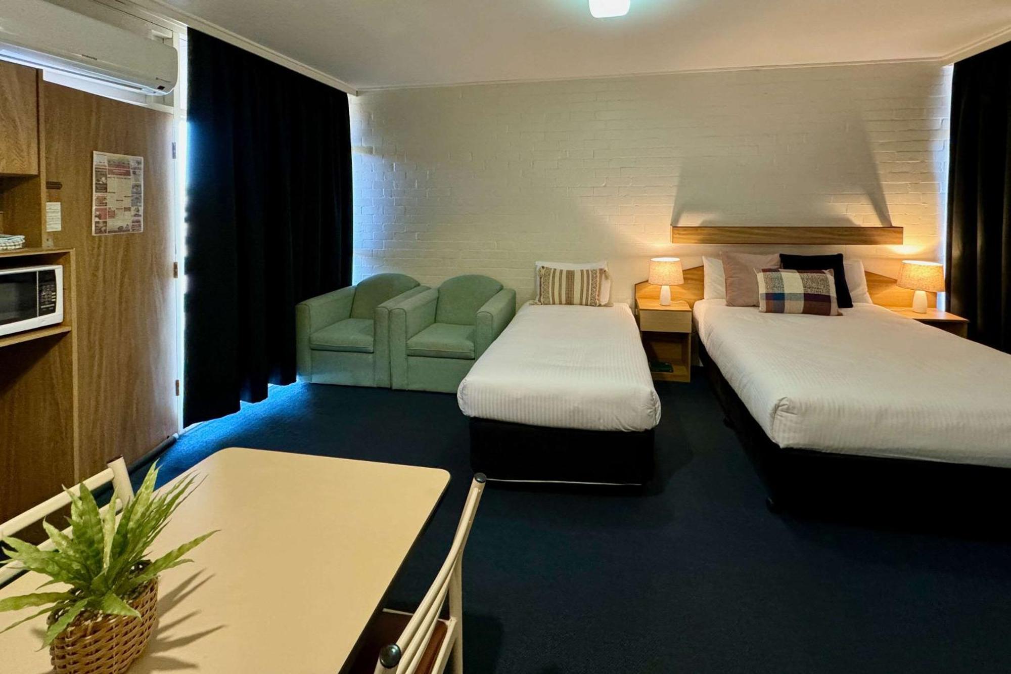 Econo Lodge Gateway Tamworth Exteriör bild